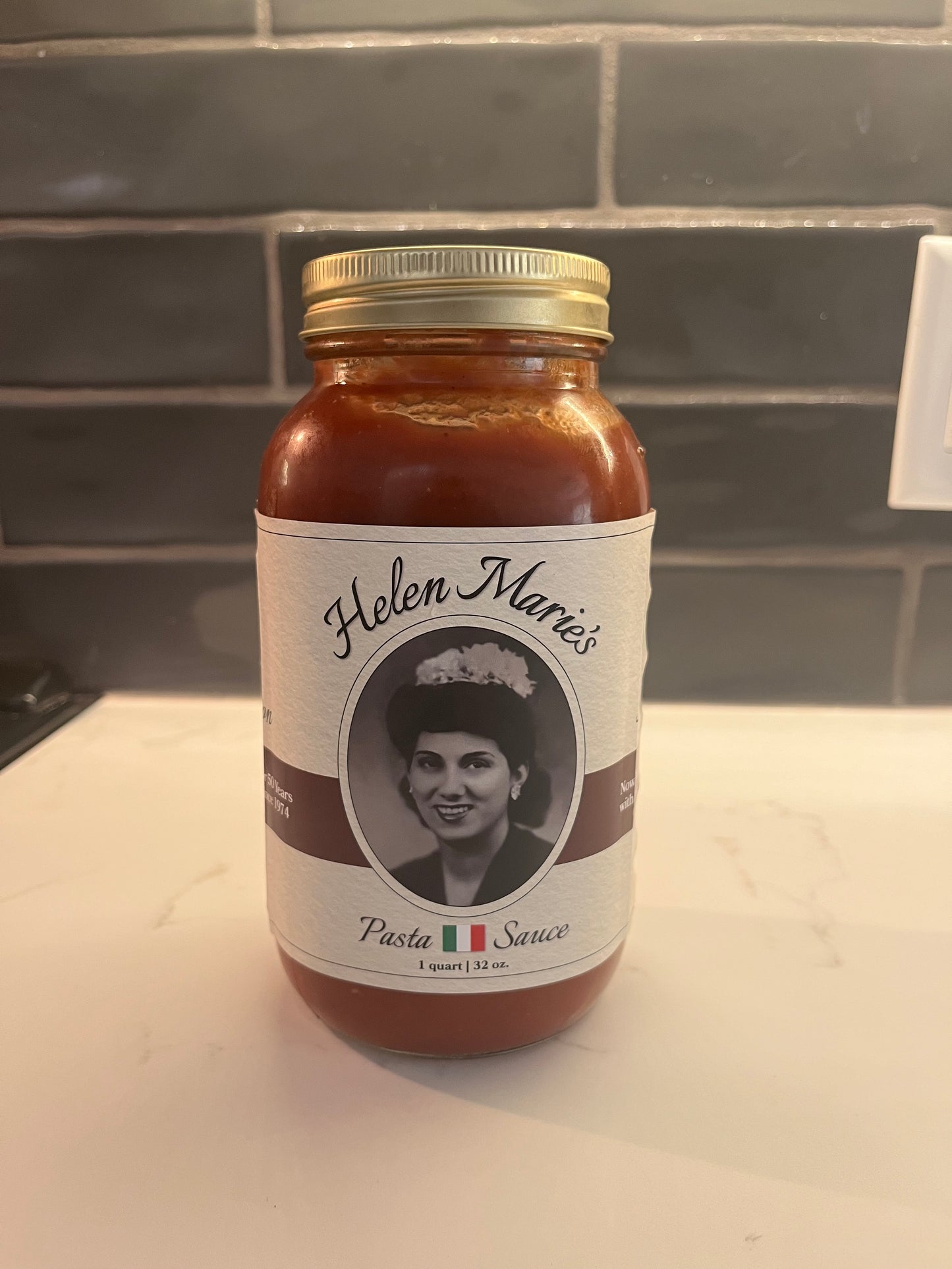 1 quart (32 oz) Jar of Helen Marie's Pasta Sauce